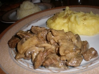 Kremalı Et Sote Tarifi ve Malzemeleri Kremalı Et Sote Tarifi ve Malzemeleri